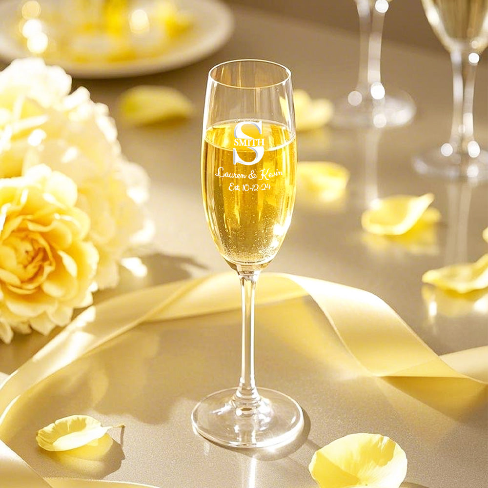 Personalized Bride and Groom Wedding Champagne Flutes Gift for Newlyweds